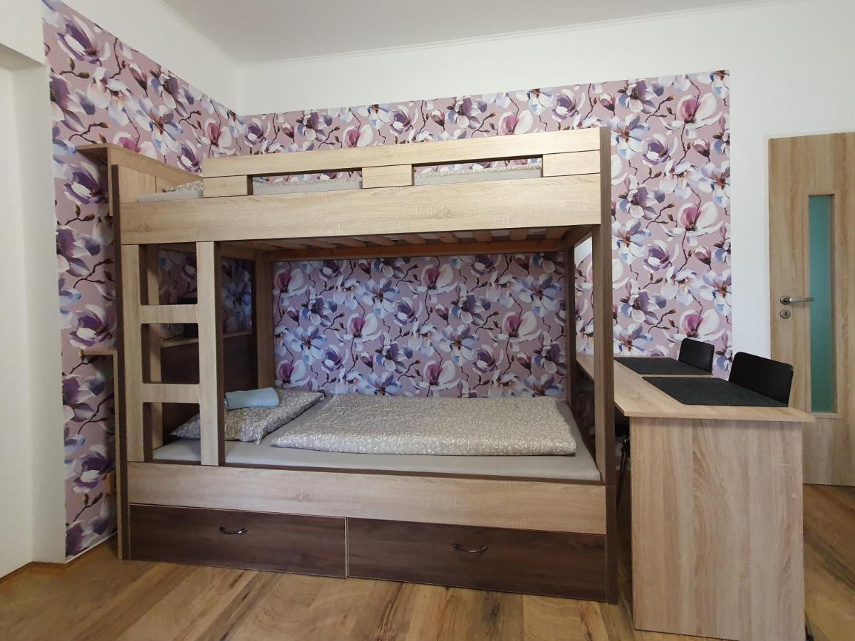 Apartman U Jakuba Dvur Kralove nad Labem Exterior photo