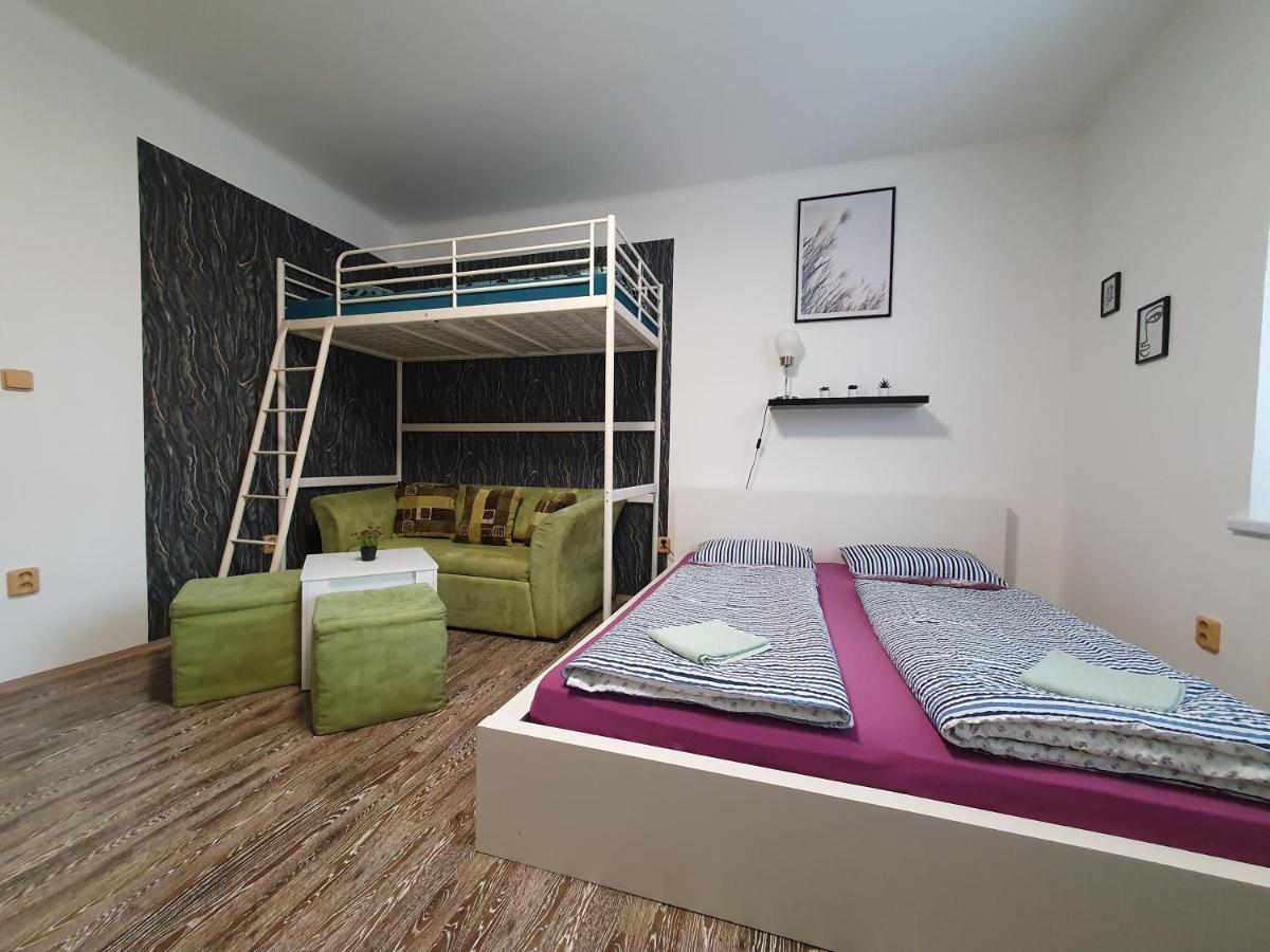 Apartman U Jakuba Dvur Kralove nad Labem Exterior photo